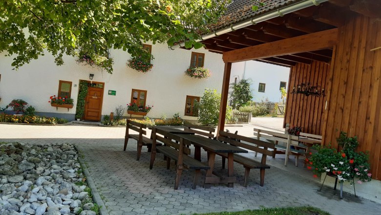 ein sch&ouml;nes Platzerl im Sommer, &copy; Andrea Kronsteiner